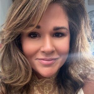 Meet your Posher, Sofia